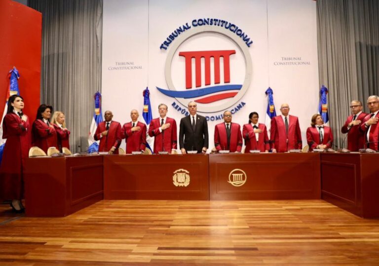 Luis Abinader celebra el 181 aniversario de la constitución dominicana ...